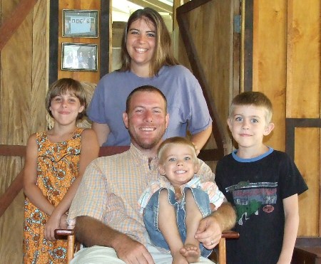 family_pic_2008.JPG
